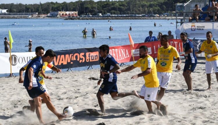 Lecce, al via l'International Beach Soccer