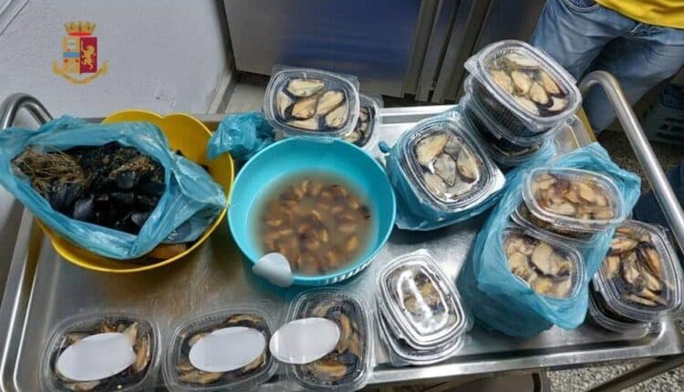 sequestro mitili del ristorante