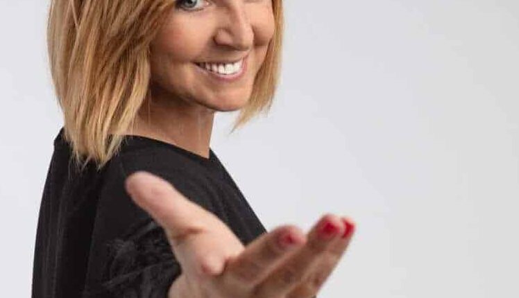 La Spezia: all'Estate Festival Debora Villa in Recital - 20 di Risate.