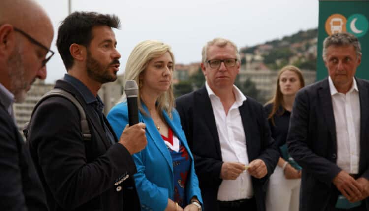 Trieste: presentato "Notturno" il nuovo servizio di autobus