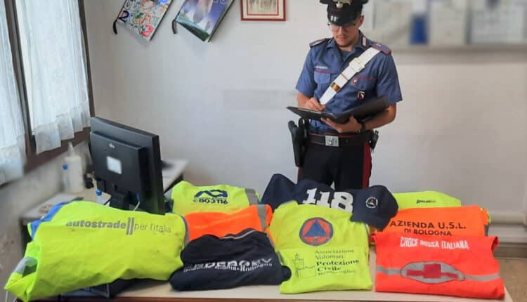 Si fingeva volontario della Protezione Civile per raccogliere aiuti per le aree colpite dall’alluvione dell’Emilia-Romagna: soggetto denunciato per truffa continuata e usurpazione dei titoli
