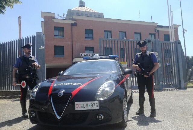 Bologna: blitz dei carabinieri nel bar in zona San Donato-San Vitale.