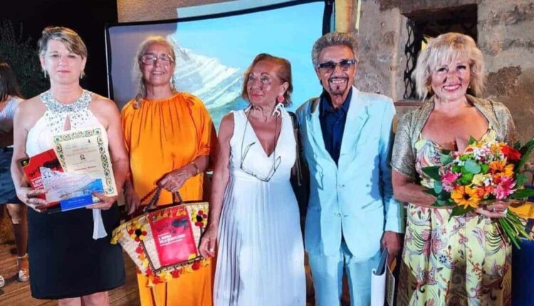Agrigento: Premio letterario “Scala dei Turchi – Dina Russiello” per la scrittrice siracusana Giovanna Strano