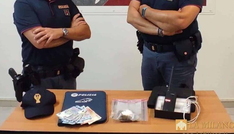 “Panetto” di cocaina sotto il sellino dello scooter arrestato un presunto spacciatore in provincia di Brindisi