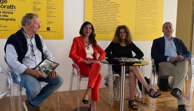 Cagliari: a Palazzo di Città la retrospettiva italiana di Inge Morath, prima fotografa a entrare a far parte della Magnum