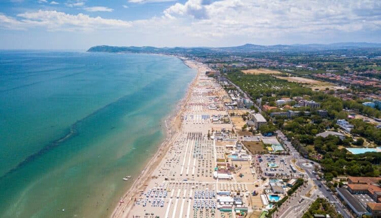 La Riviera dell’Emilia-Romagna è tutta balneabile: lo confermano gli ultimi prelievi e le analisi effettuate da Arpae