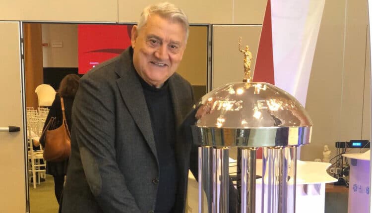 Crotone: Massima onorificenza cittadina per il maestro Gerardo Sacco.