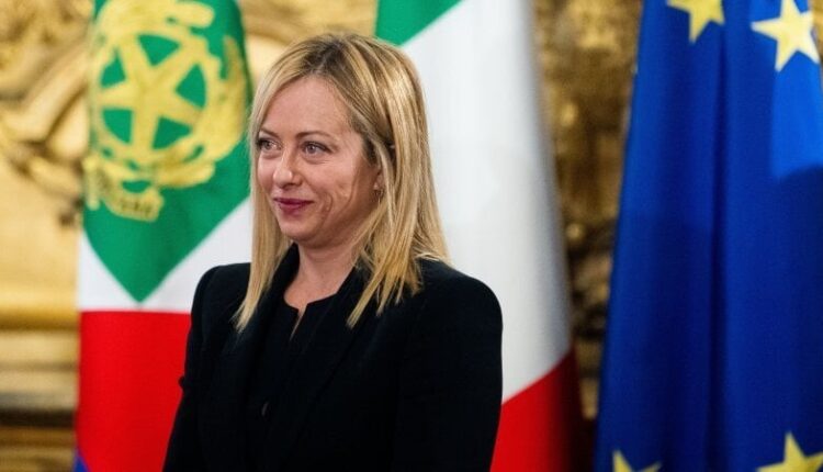 Migranti, incontro tra Meloni, Orban e Morawiecki