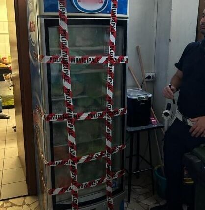 Situazione igienica precaria e mancanza di autorizzazione sanitaria: sequestrati 65 kg di alimenti in un locale di Bologna
