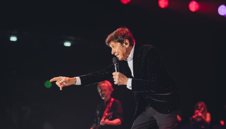 Go Gianni Go! Estate 2023: lo show di Gianni Morandi anima La Spezia venerdì 14 luglio