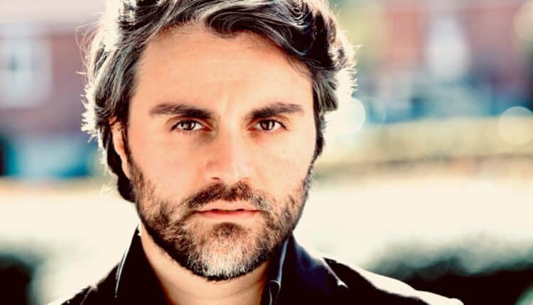 Giuseppe Bonifati, intervista all'attore che ha preso parte al cast del film Ferrari di Michael Mann in concorso a Venezia80