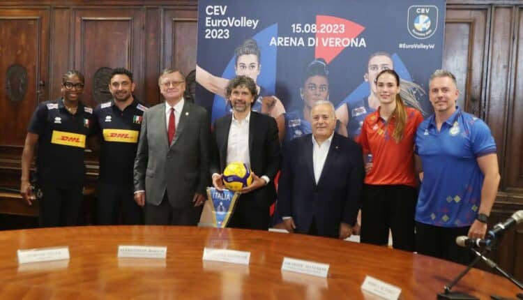 Verona, presentazione dell'evento di Eurovolley 2023 nella Sala Arazzi del comune