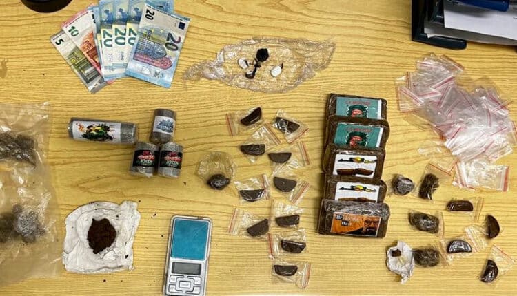 Roma: ancora una serie di arresti da parte della Polizia di Stato per i reati inerenti gli stupefacenti: 11 le persone arrestate in quanto gravemente indiziate del reato di detenzione ai fini di spaccio