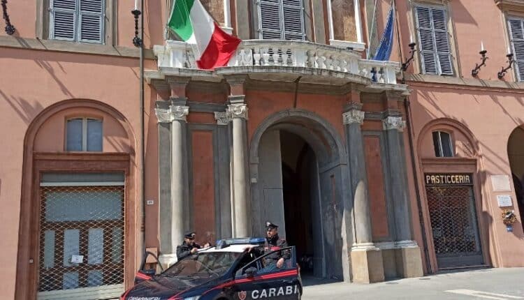 San Pietro in Casale: minaccia di morte la convivente perchè non lo vuole più in casa