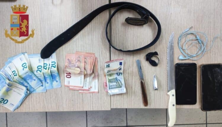 Taranto: donna vittima di una violenta rapina, l'aggessore di origine africana si scaglia contro i poliziotti