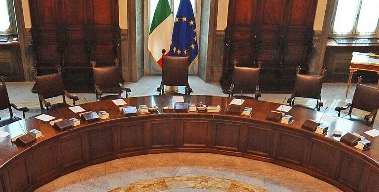 Consiglio dei Ministri: confermato decreto Energia con bonus benzina e sconto bollette