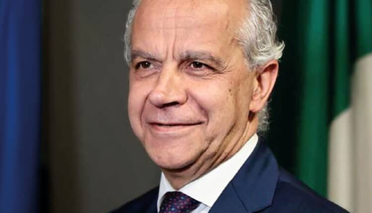 Emergenza migranti: il ministro Piantedosi "Il blocco navale sarebbe possibile completando la missione Sophia"