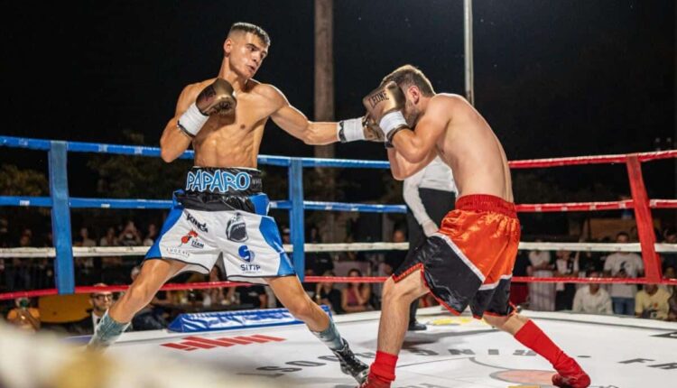 Pugilato, l’ex campione d’Italia Francesco Paparo vince alla grande a Ring Roosters 13