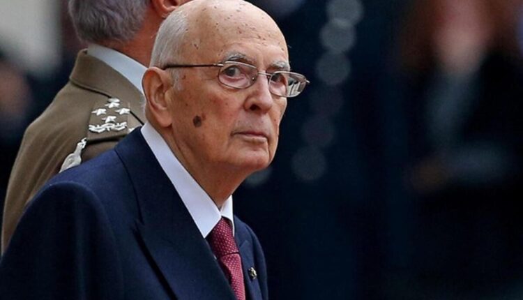Giorgio Napolitano: oggi il funerale di stato in forma laica per l’ex Presidente della Repubblica