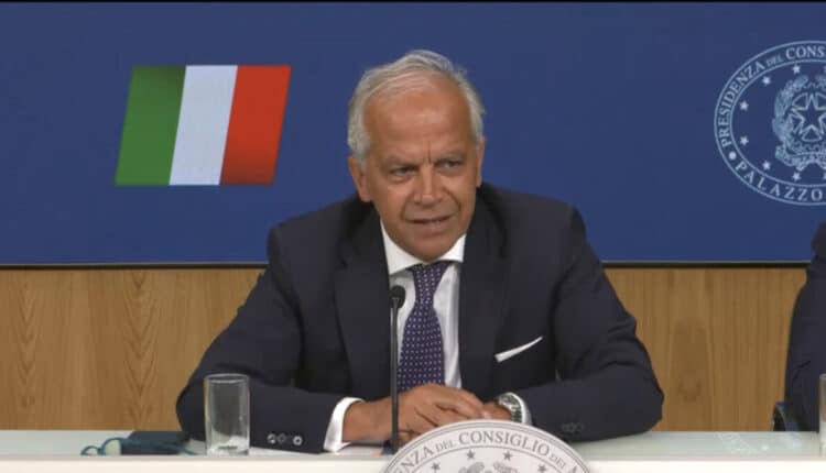 Roma, il Ministro dell'Interno Piantedosi ha riunito il Comitato nazionale per l'ordine e la sicurezza pubblica per dibattere di sicurezza in ambito calcistico