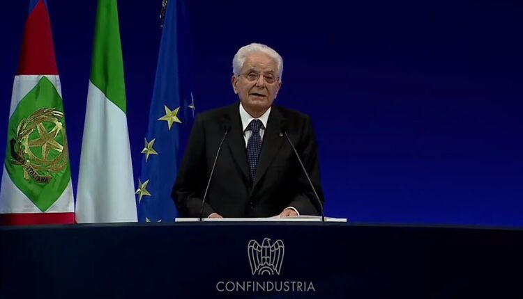 Le dichiarazioni di Mattarella all'Assemblea di Confindustria: "L'impresa contribuisce a rafforzare la Repubblica"
