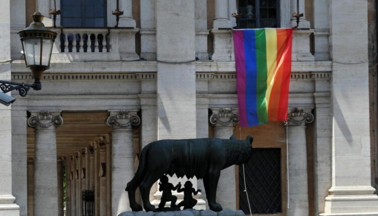 Roma: successo dei corsi di formazione a tematica LGBT+, per il personale capitolino