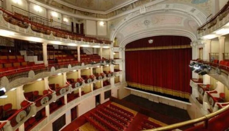 Rovigo: sabato 16 settembre ore 18 presentazione della nuova stagione del Teatro Sociale.