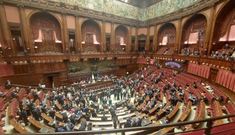 Violenza sulle donne: proposta di legge in materia di violenza domestica e di genere approvata in Senato.