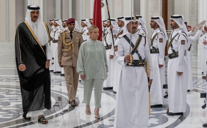 Visita del Presidente del Consiglio in Qatar: la premier incontra l'Emiro del Qatar Tamim Bin Hamad Al Thani
