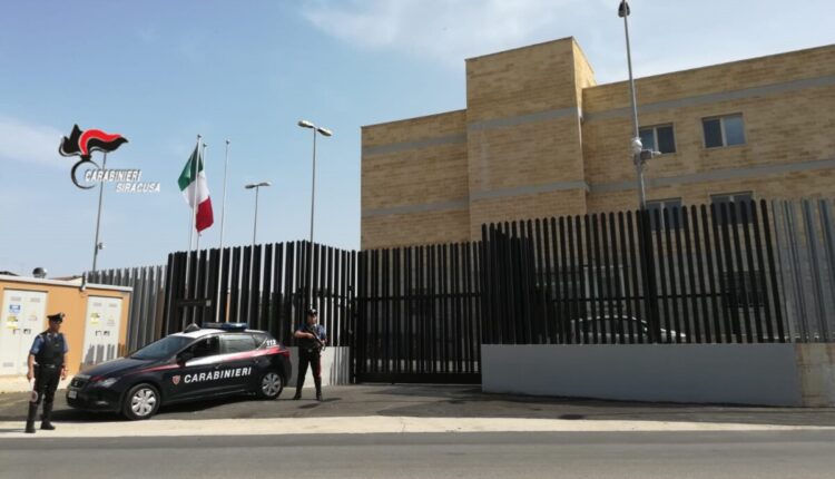 Augusta: senza patente e in stato di ebbrezza provoca un incidente, i Carabinieri denunciano un 25enne