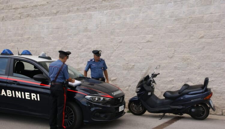 Sessa Aurunca (Caserta): 44enne straniero senza patente, ruba una moto.