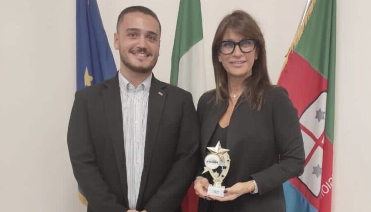 All Assessore Ferro il Premio dance sport awards assegnato da Italian Star Ballet, l evento internazionale di danza sportiva alla Spezia dal 20 al 22 ottobre.