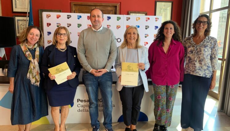 ladonnasiracconta20@gmail.com