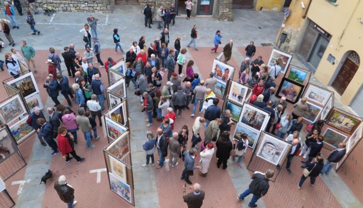 Lucignano: nel fine settimana artisti al lavoro in "Uno dei borghi più d'Italia" per la quarta edizione dell'estemporanea di pittura