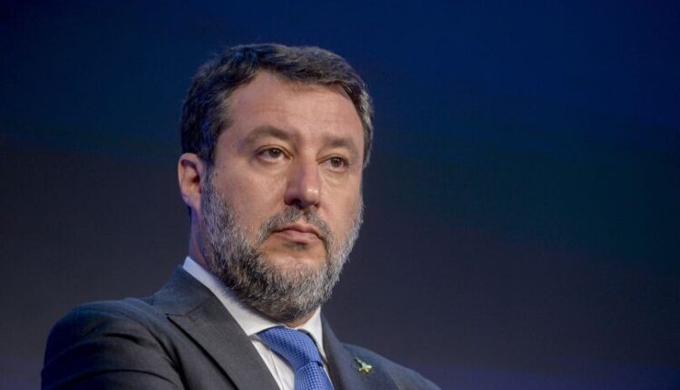 Matteo Salvini ripropone il nucleare “Se partiamo nel 2024, nel 2032 possiamo accendere il primo interruttore di una centrale nucleare"