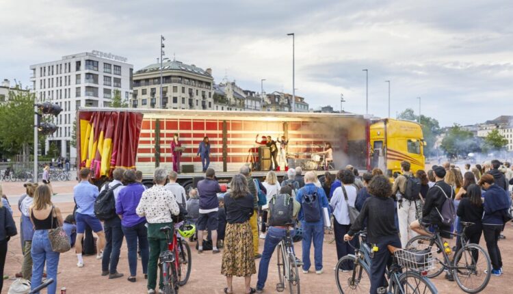 Milano: martedì 17 ottobre alle ore 19.30, Le Cirque Astéroïde di Marie-Caroline Hominal.