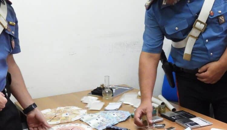 Piedimonte Matese(Caserta): 20enne arrestato perché in possesso di 54 gr di hashish nel suo garage.