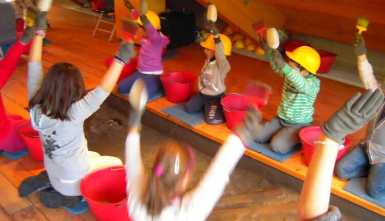 Modena: alla Terramara di Montale "archeologi per un giorno".