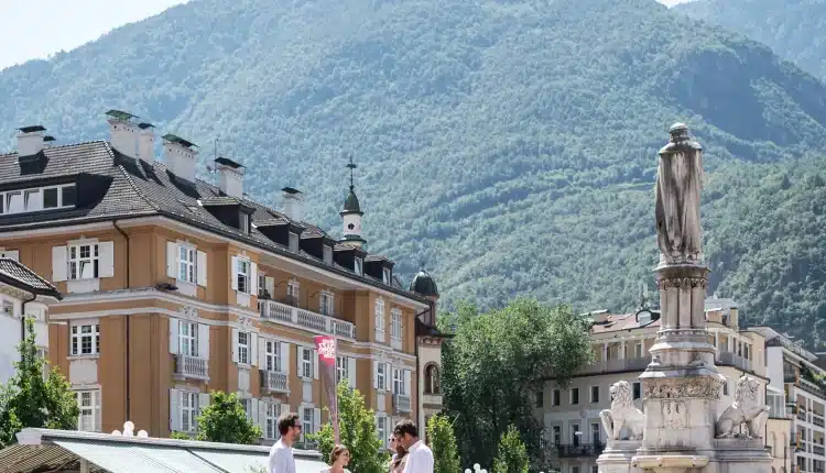 Bolzano: arrestato un cittadino albanese richiedente asilo, è stato trovato con mezzo chilo di cocaina.