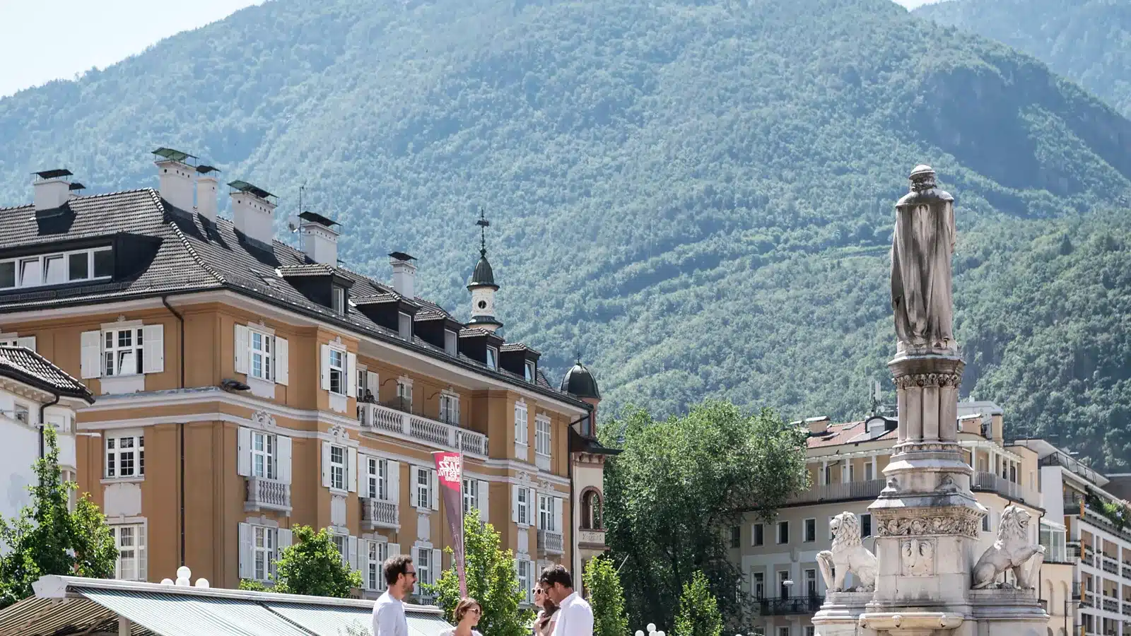 Bolzano: arrestato un cittadino albanese richiedente asilo, è stato trovato con mezzo chilo di cocaina.