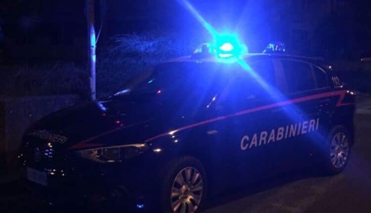 Torre Annunziata (Napoli): arrestati 6 soggetti per due tentativi di rapina di un supermercato e di una ricevitoria al Lotto.