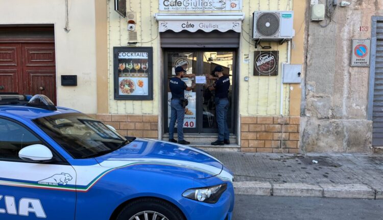 Alcamo (Trapani): arrestati due cittadini extracomunitari irregolari, il primo in possesso di 105 grammi di hashish e il secondo era ricercato per aver compiuto furti in appartamenti.
