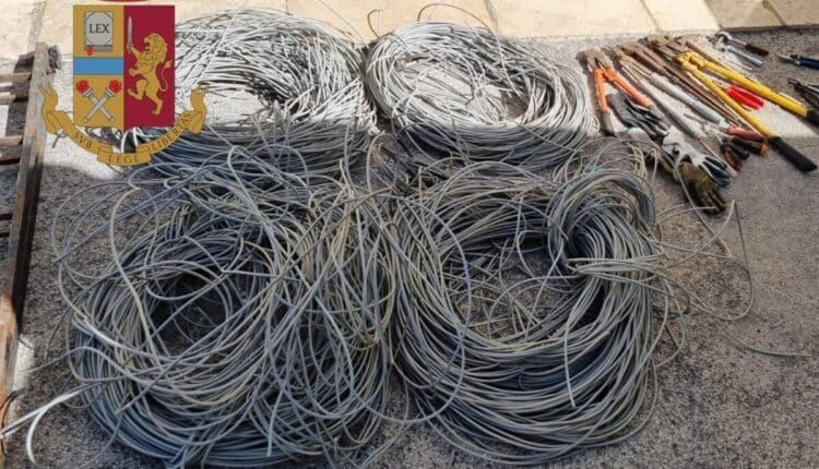 Trapani: rubano cavi telefonici, i due uomini vengono arrestati.