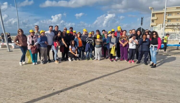 Latina: riscontrato successo per "Puliamo il mondo", in 700 alla prima delle tre giornate raccogliendo più di 800 kg di rifiuti.