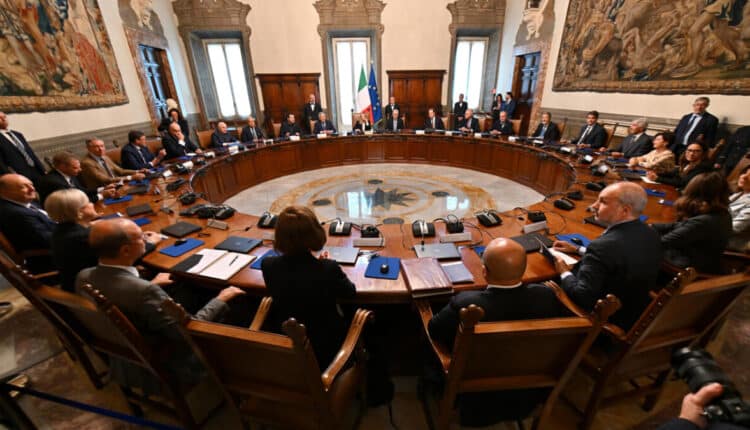 Convocato Consiglio dei ministri a Palazzo Chigi: approvato il decreto-legge in materia di energia e in tema di ordinamento giudiziario