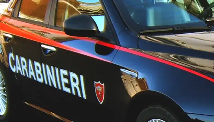 Piombino: sorpresi due ubriachi a creare disturbo nel centro cittadino, sanzionati dai Carabinieri