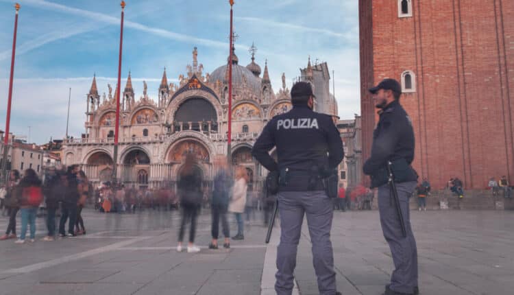 Venezia: esecuzione di ordinanza applicativa della misura di sicurezza provvisoria a carico di un giovane moldavo