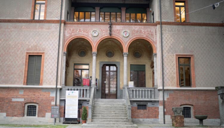 Sondrio, i 400 anni del first folio delle opere di Shakespeare: alla biblioteca Rajna l'esposizione dei volumi della collezione