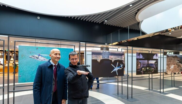 Aeroporto Fiumicino, presentata la mostra "Le Ali della Polizia" con Massimo Sestini.