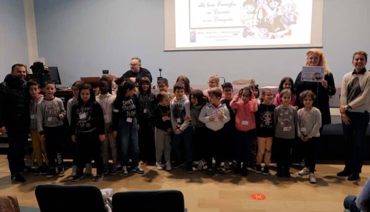 Rovigo: consegnato il ricavato del “Mercatino dei piccoli” oltre 3.300 euro a “Mago Flip” per aiuti in Ucraina.